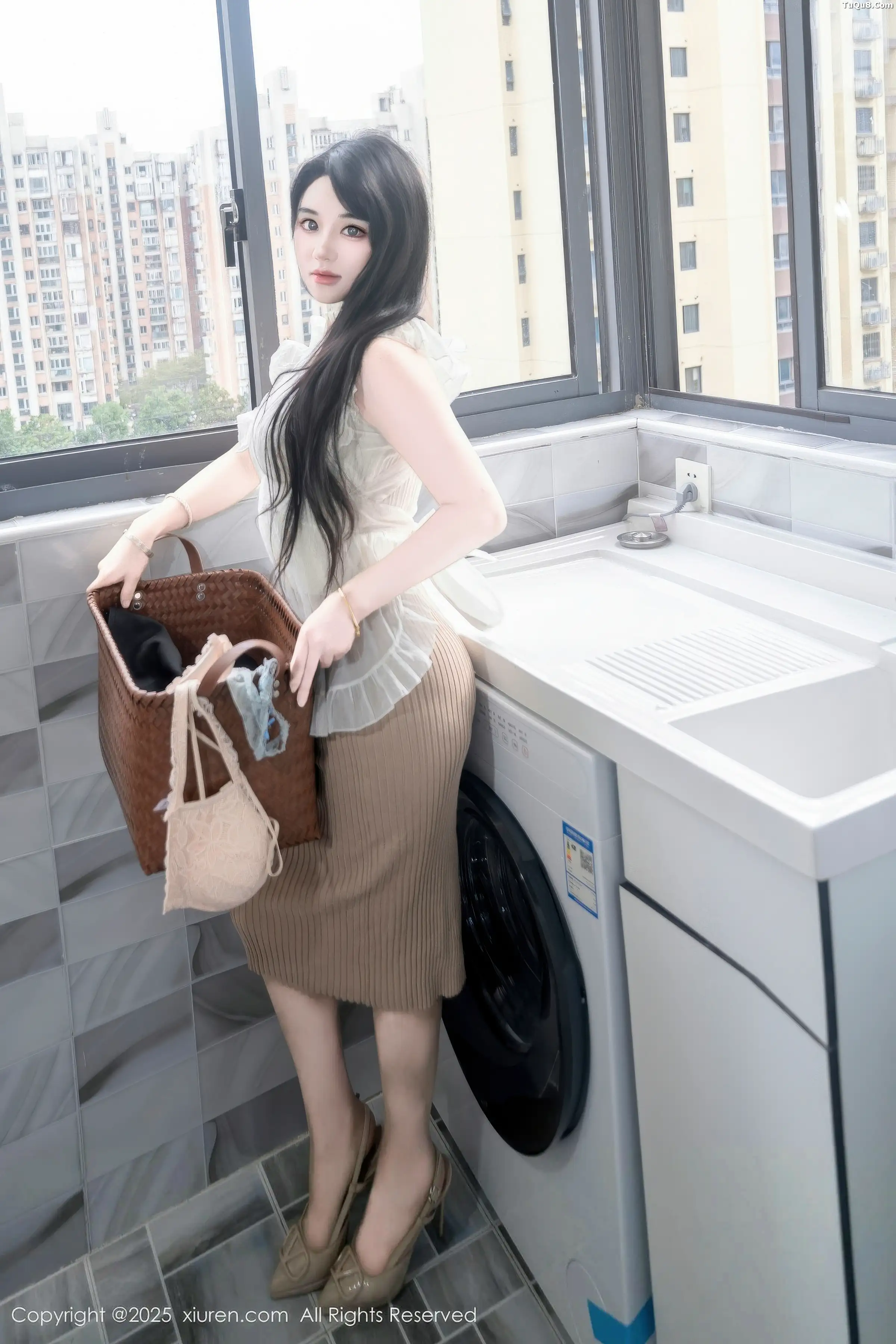 Xrmnw.Vip_汐汐爱吃草莓_写真