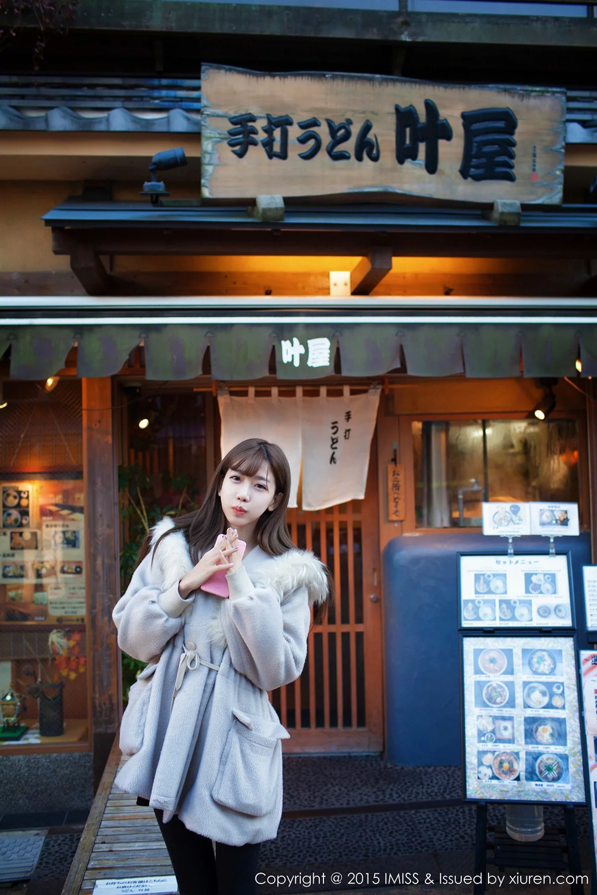ytw9.com[IMISS爱蜜社]Vol.010_90后绝美showgirl陈潇户外清爽迷人写真71P