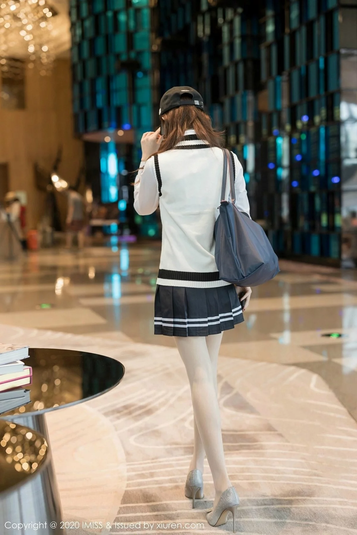 ytw9.com[IMISS爱蜜社]Vol.467_嫩模杨紫嫣Cynthia酒店剧情主题浴缸性感内衣完美诱惑写真48P