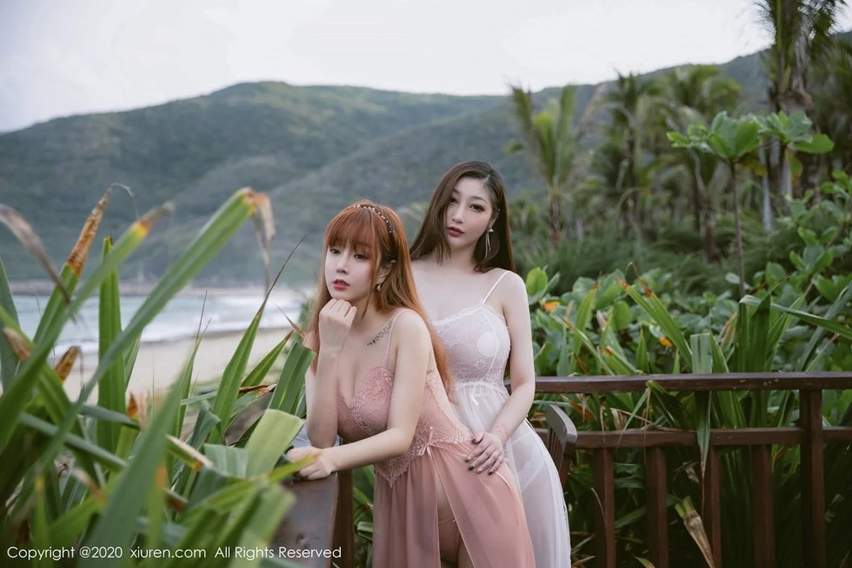 ytw9.com[XiuRen秀人网]No.2444_两大女神王雨纯与妲己_Toxic三亚旅拍合集户外情趣内衣诱惑写真55P