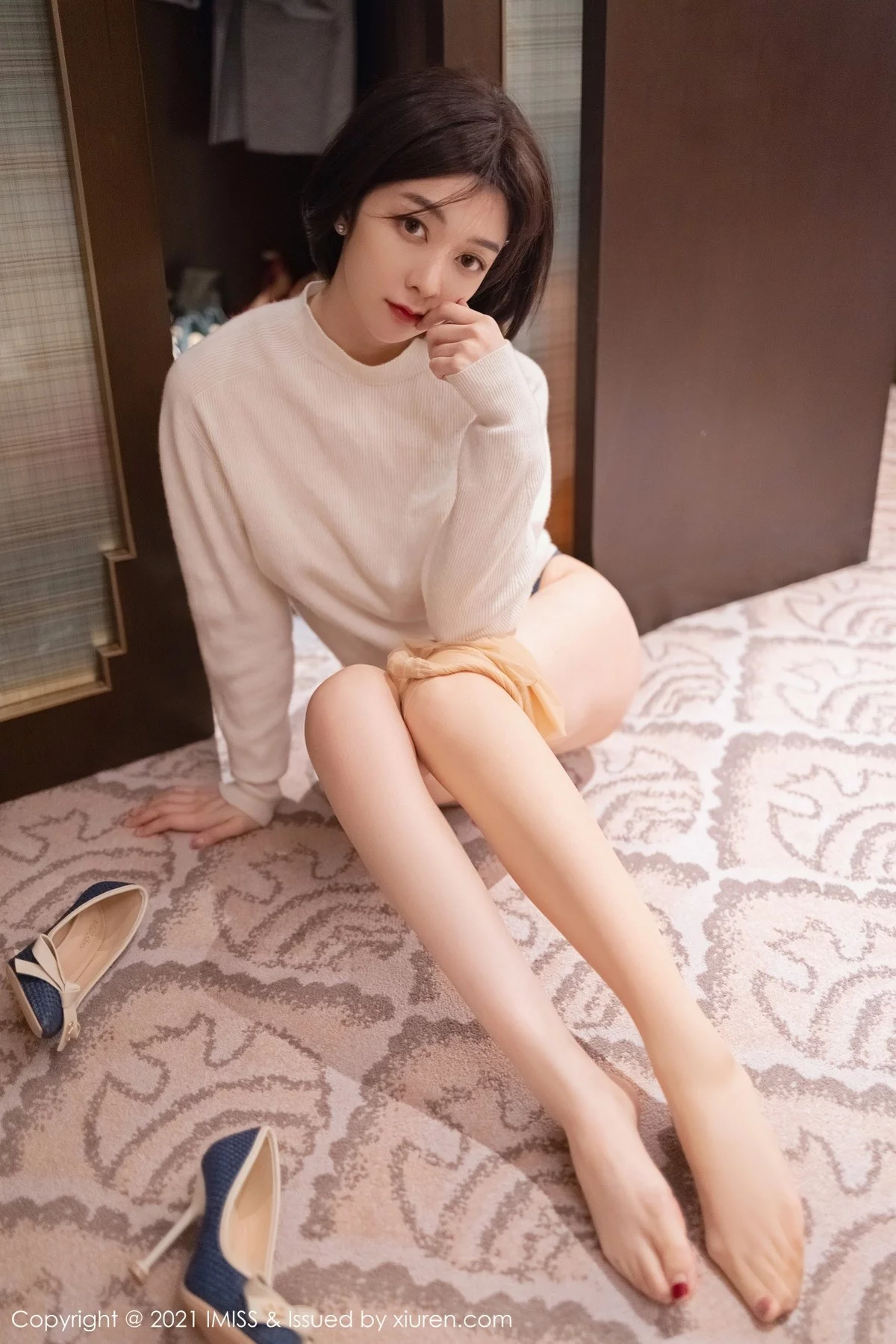 ytw9.com[IMISS爱蜜社]Vol.575_女神Angela00职场制服主题私房浴室粉色睡衣湿身诱惑写真54P