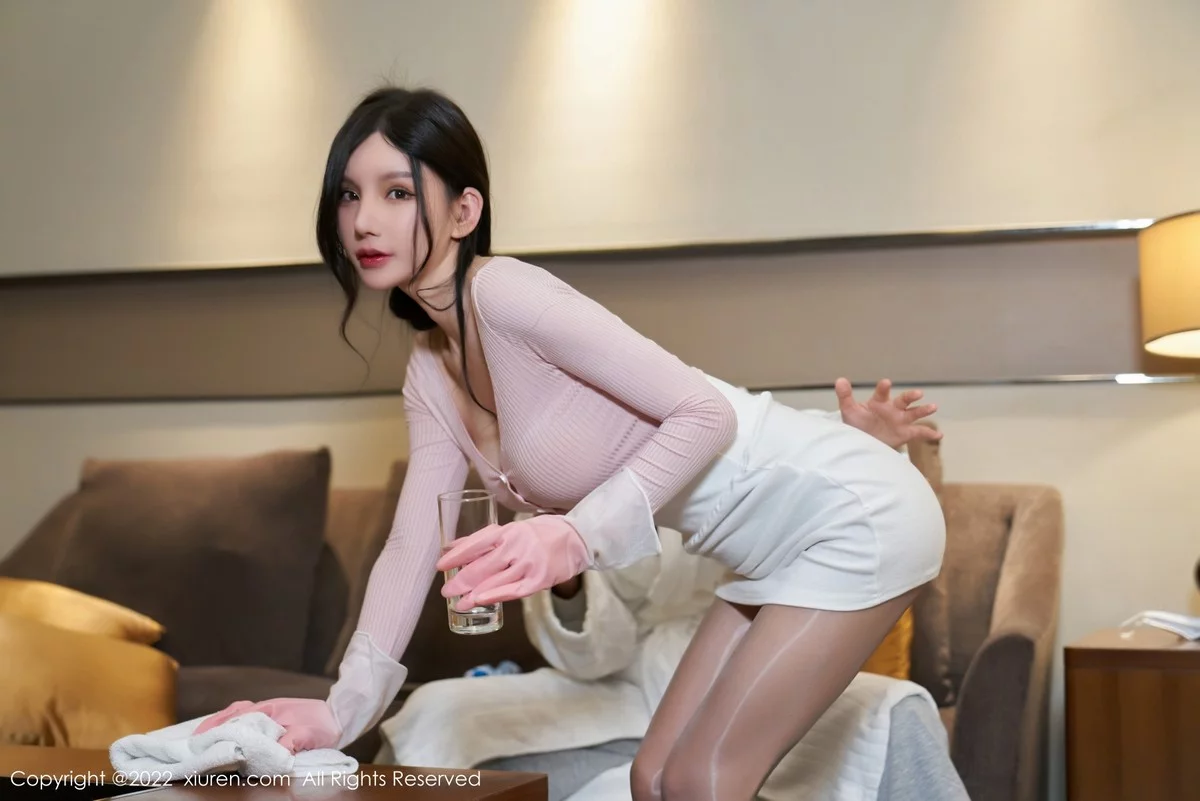 ytw9.com[XiuRen秀人网]No.4468_女神周于希Sally女佣角色主题粉色情趣服饰秀惹火身材诱惑写真81P