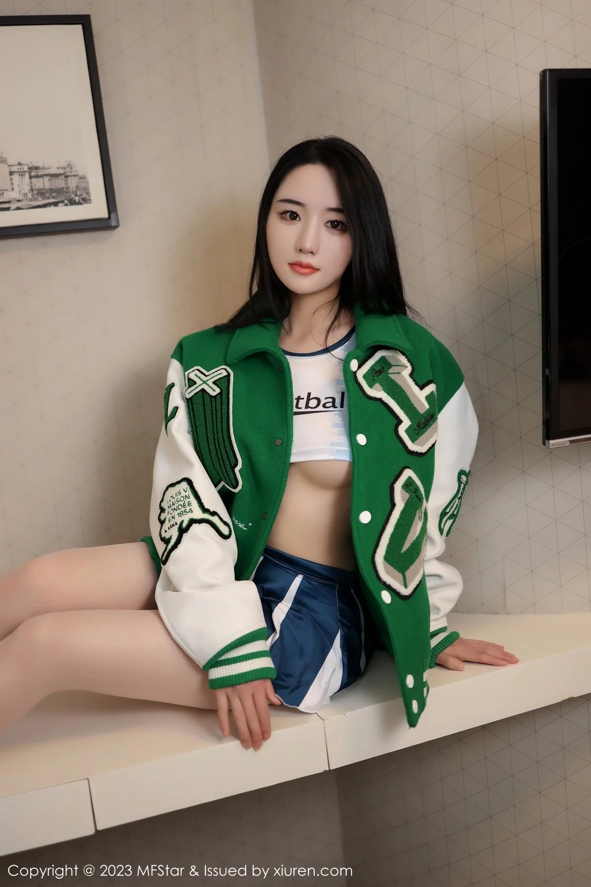 Xrmnw.Vip_汐汐爱吃草莓_写真