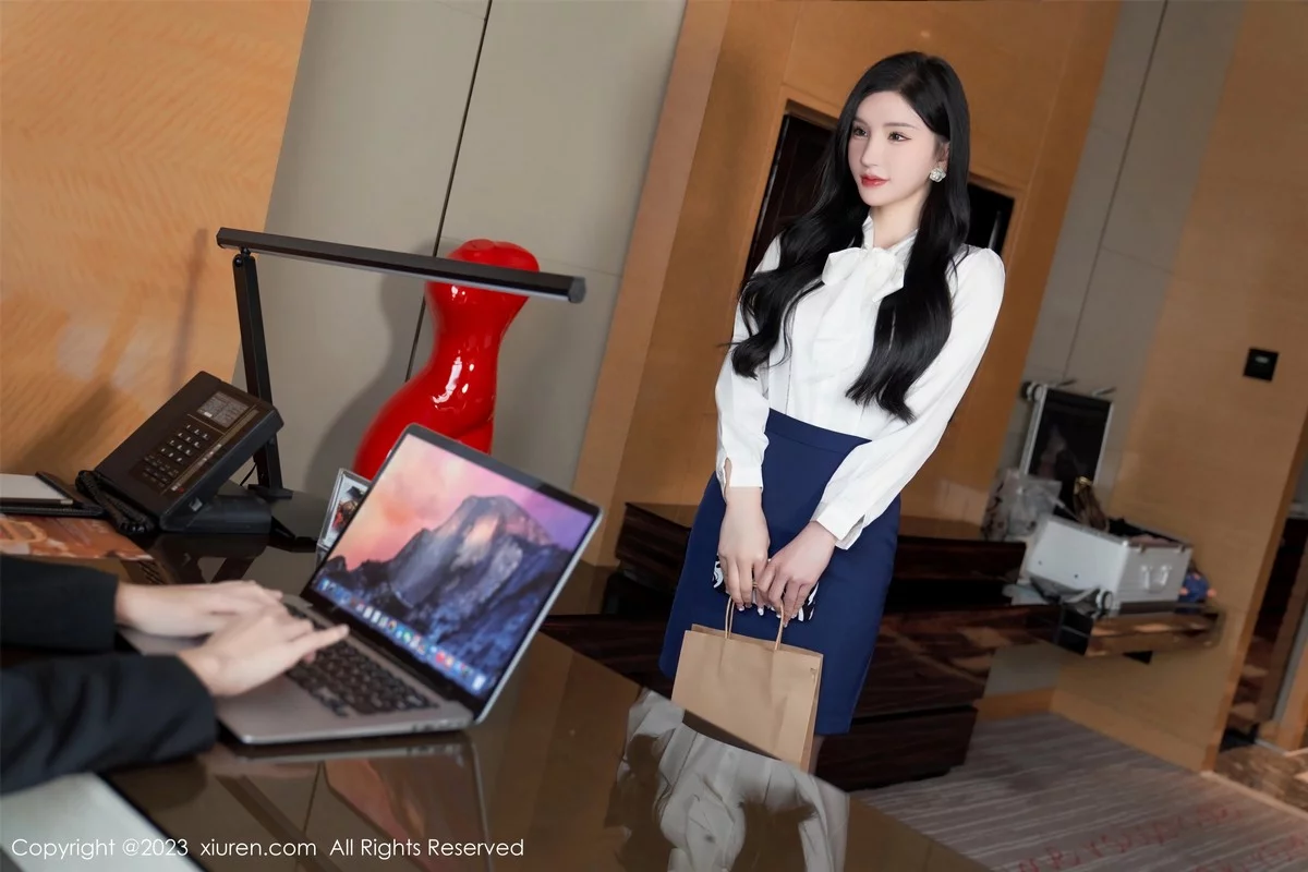 Xrmnw.Com[XiuRen秀人网]No.6614_女神周于希Sally办公室秘密主题性感内衣配超薄黑丝极致魅惑写真82P