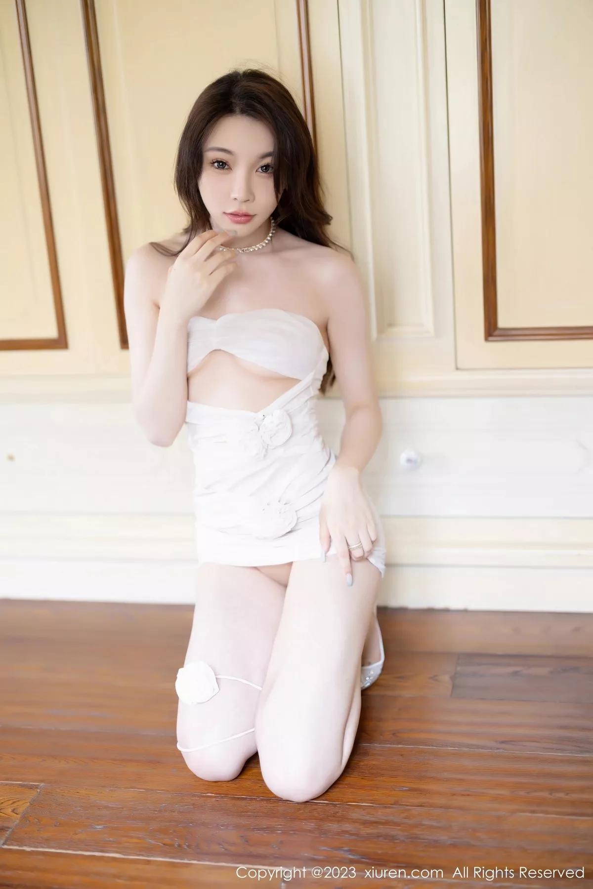Xrmnw.Com[XiuRen秀人网]No.6958_女神徐莉芝Booty欧式文艺风性感内衣秀曼妙身姿惹火诱惑写真88P
