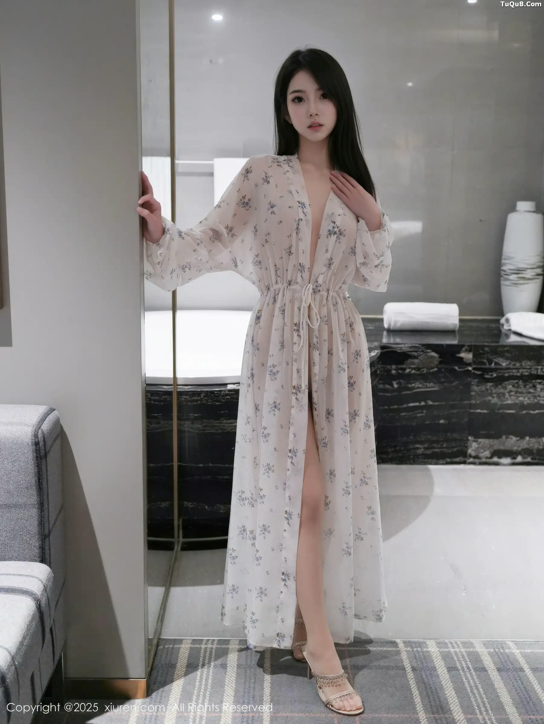 Xrmnw.Vip_烧烧小桃_写真