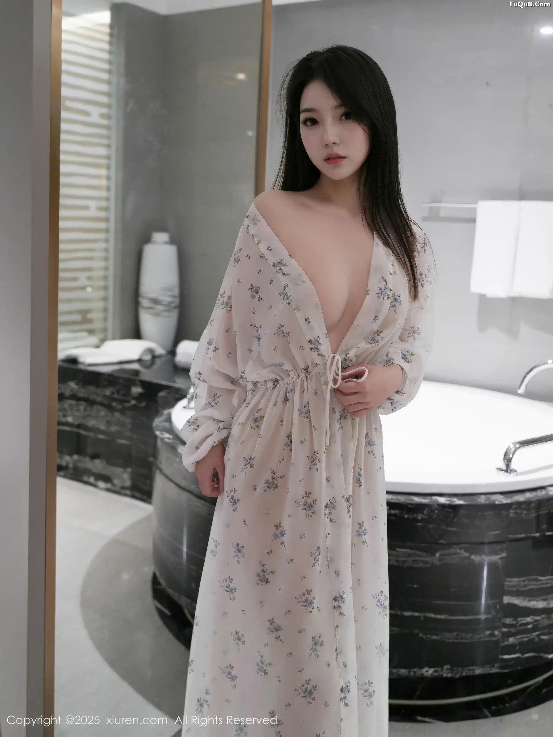 Xrmnw.Vip_烧烧小桃_写真